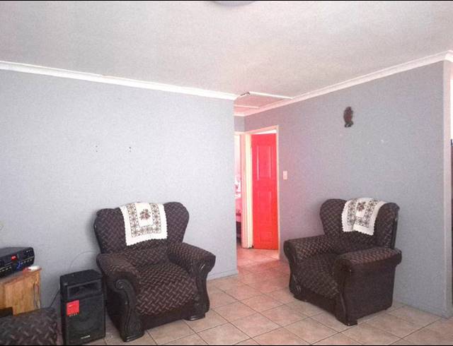 2 BEDROOM HOUSE FOR SALE IN BAYVIEW